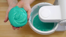 Slime: Fluffy-Slime mit der Kchenmaschine - selber machen - DIY