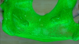 Neon-Glibber-Slime mit Textmarkern